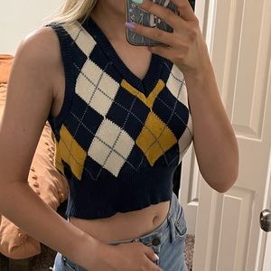 XS American eagle cropped plaid vest
